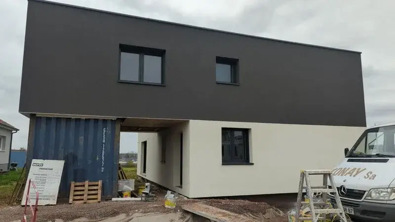 Construire une maison en container en Alsace : pour un espace optimal